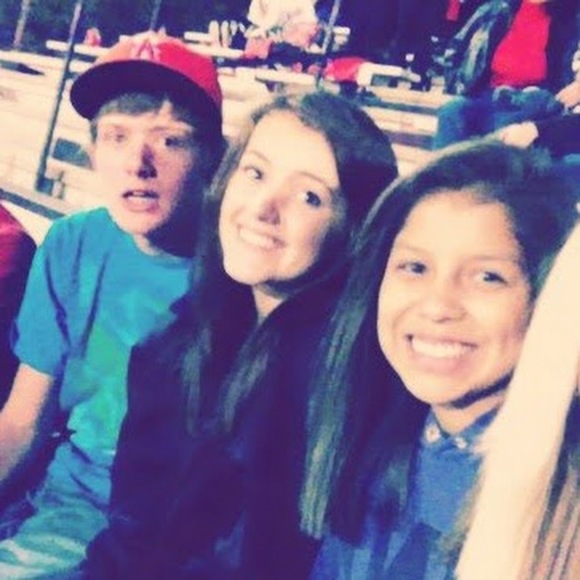 Meet your Posher, Jenica - Picture 1 of 1